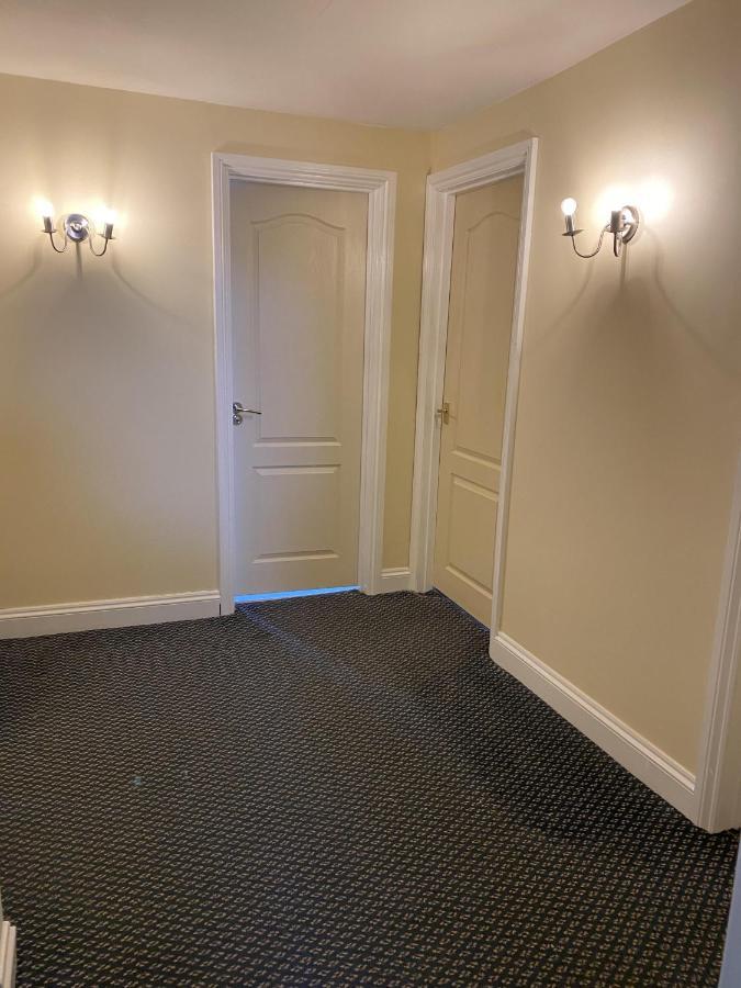 Stansted Airport Guest Rooms Hallingbury Exterior photo